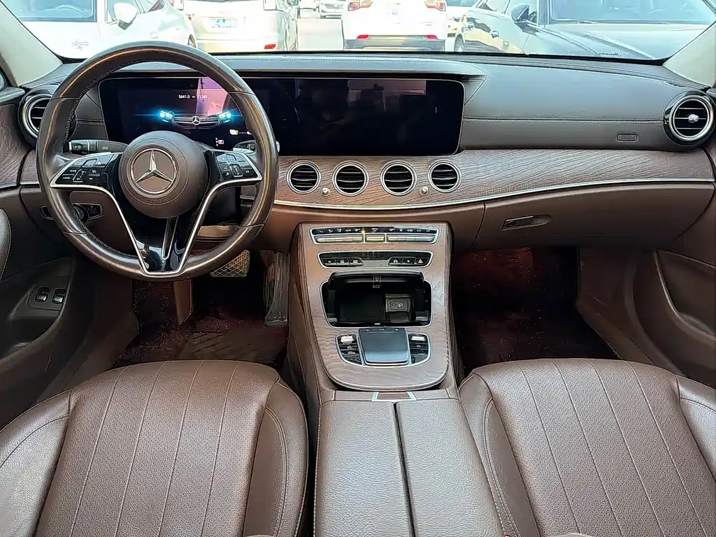 Mercedes-Benz E-Class E 2022 E 350 e L