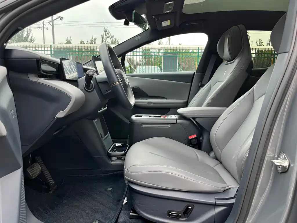 Lynk & Co Z20 — миниатюра 25