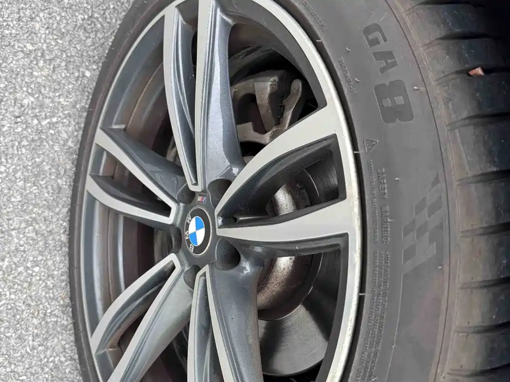 BMW 7 Series — миниатюра 9