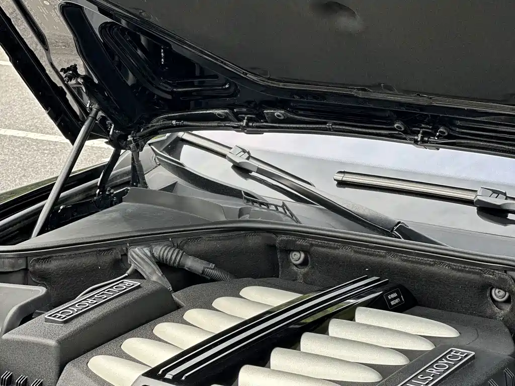 Rolls-Royce Ghost — миниатюра 7
