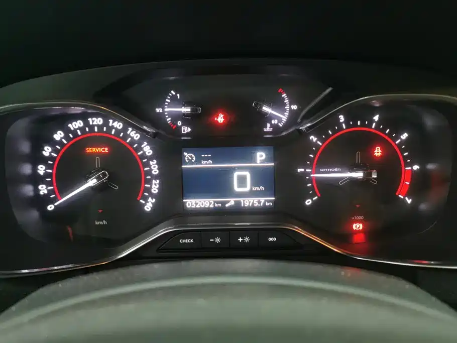 Citroen C6 — миниатюра 14