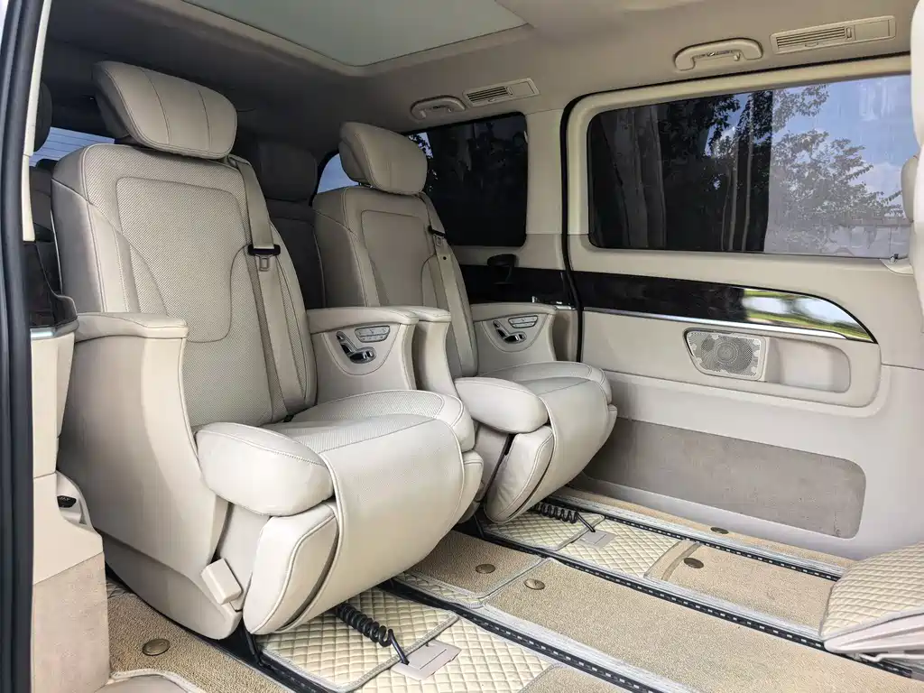 MERCEDES-BENZ V CLASS