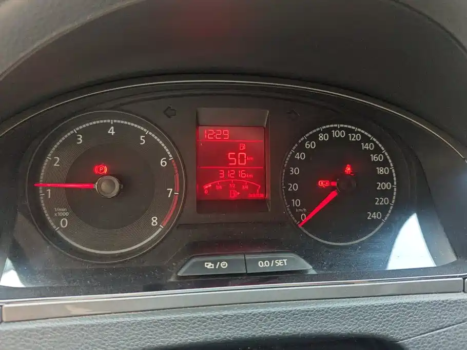 Volkswagen Santana — миниатюра 14