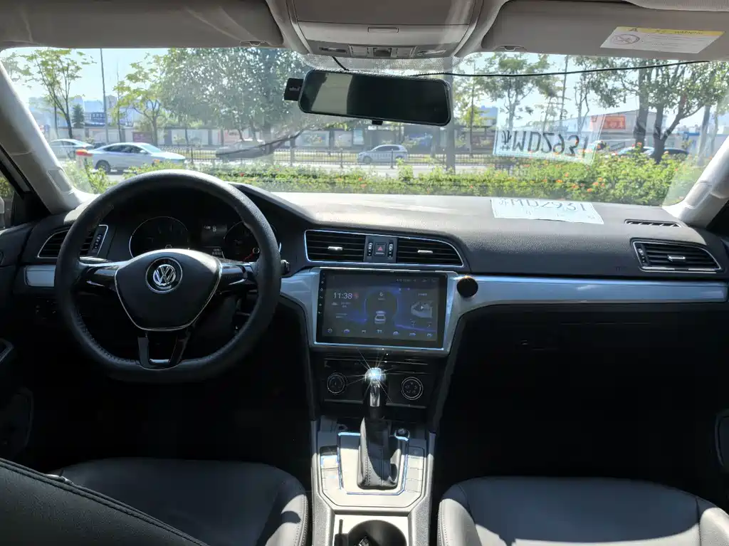 Volkswagen Lamando — миниатюра 13