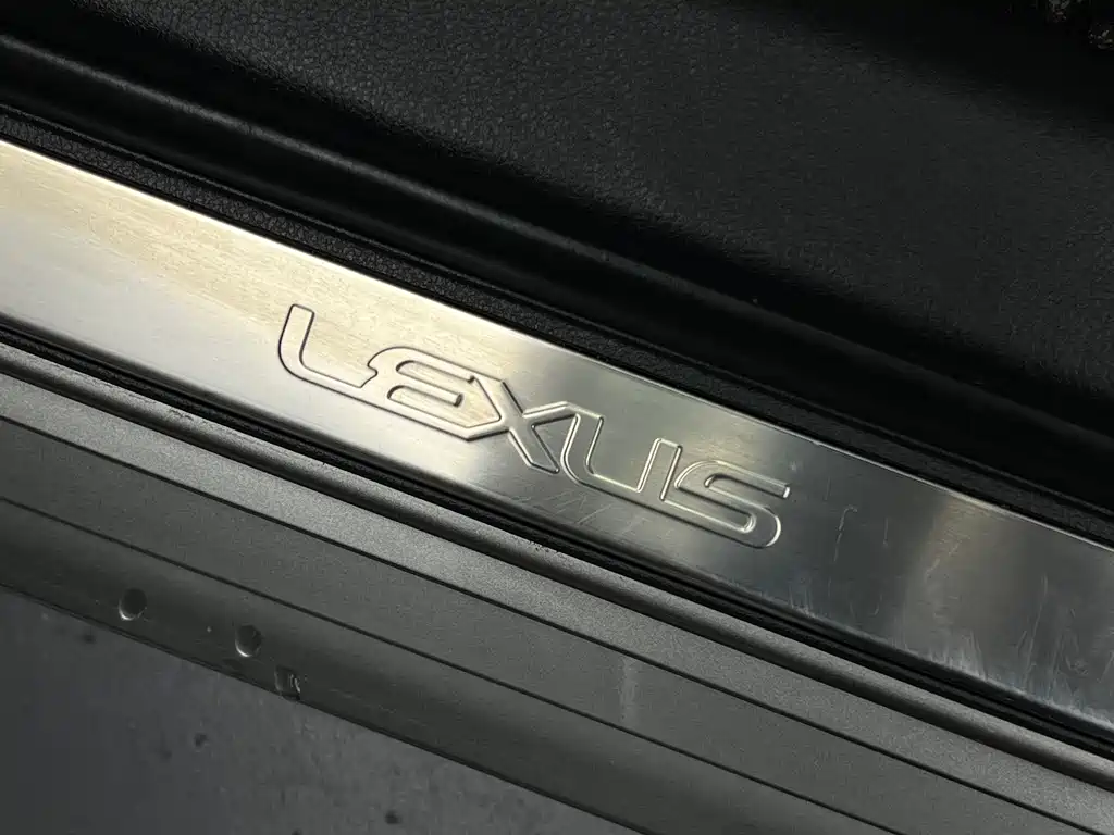 Lexus ES 2020 300h