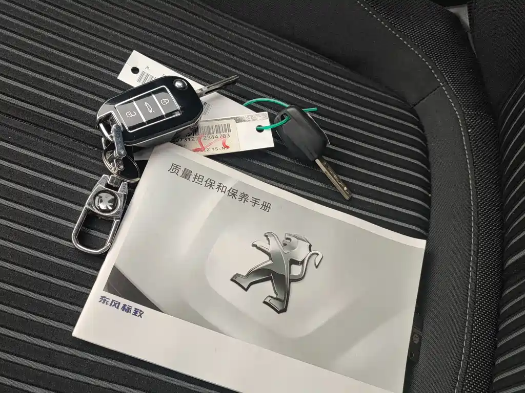 Peugeot 408 1.8L Manual Leading Edition, фото 12