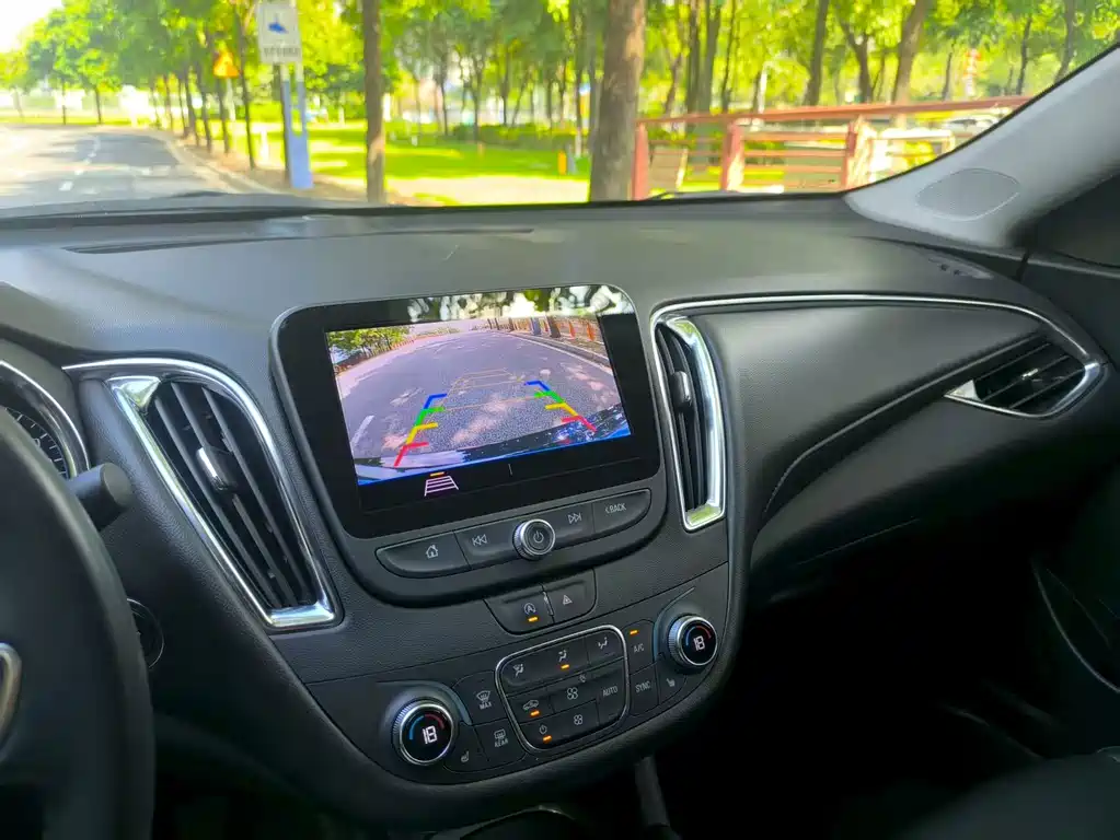 Chevrolet Malibu XL — миниатюра 14