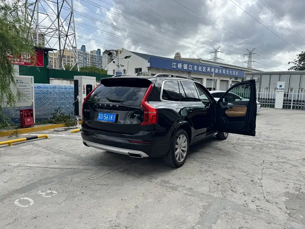 Volvo XC90 — миниатюра 18