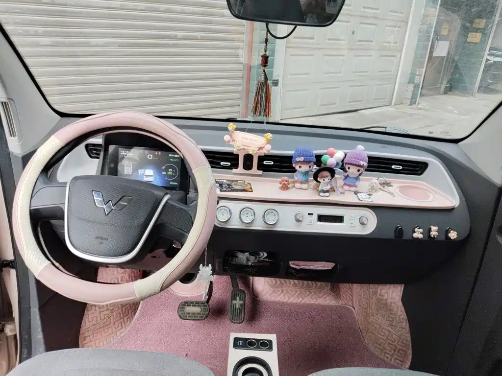 Wuling MINIEV — миниатюра 5