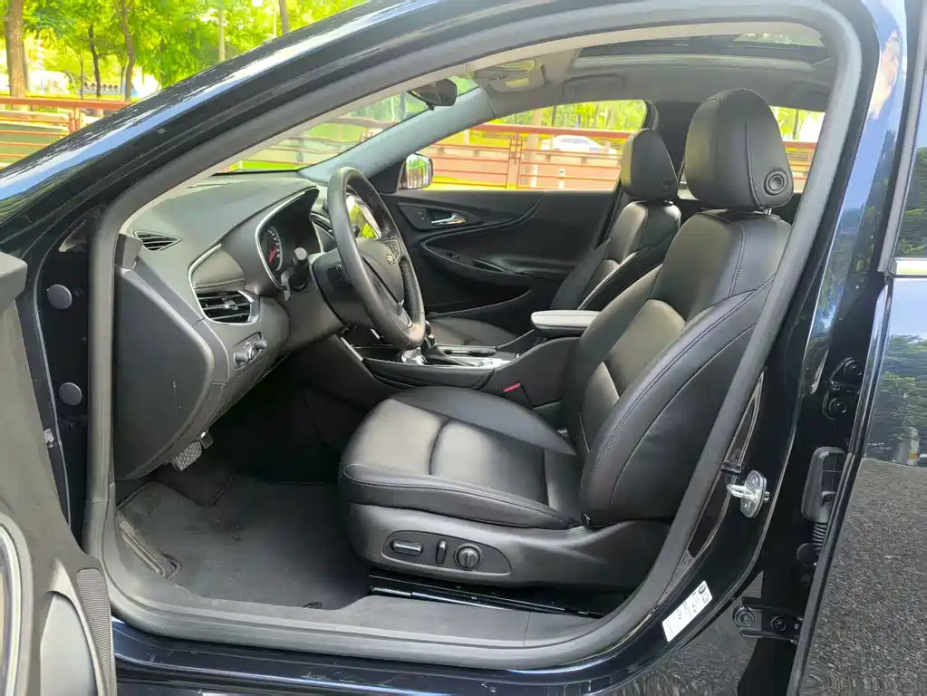 Chevrolet Malibu XL — миниатюра 7
