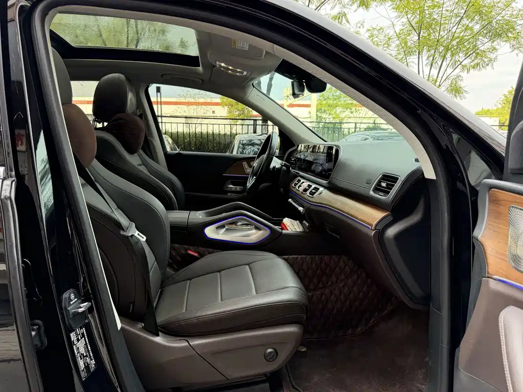Mercedes-Benz GLE New Energy — миниатюра 9