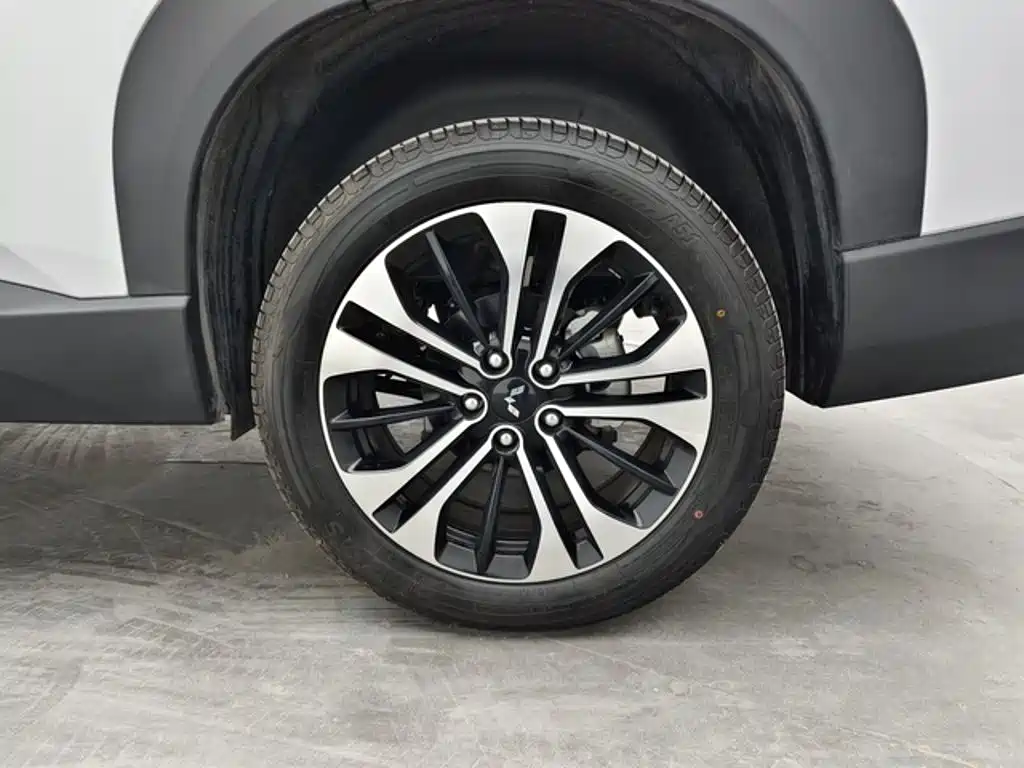 Wuling Xingguang 560 New Energy — миниатюра 12