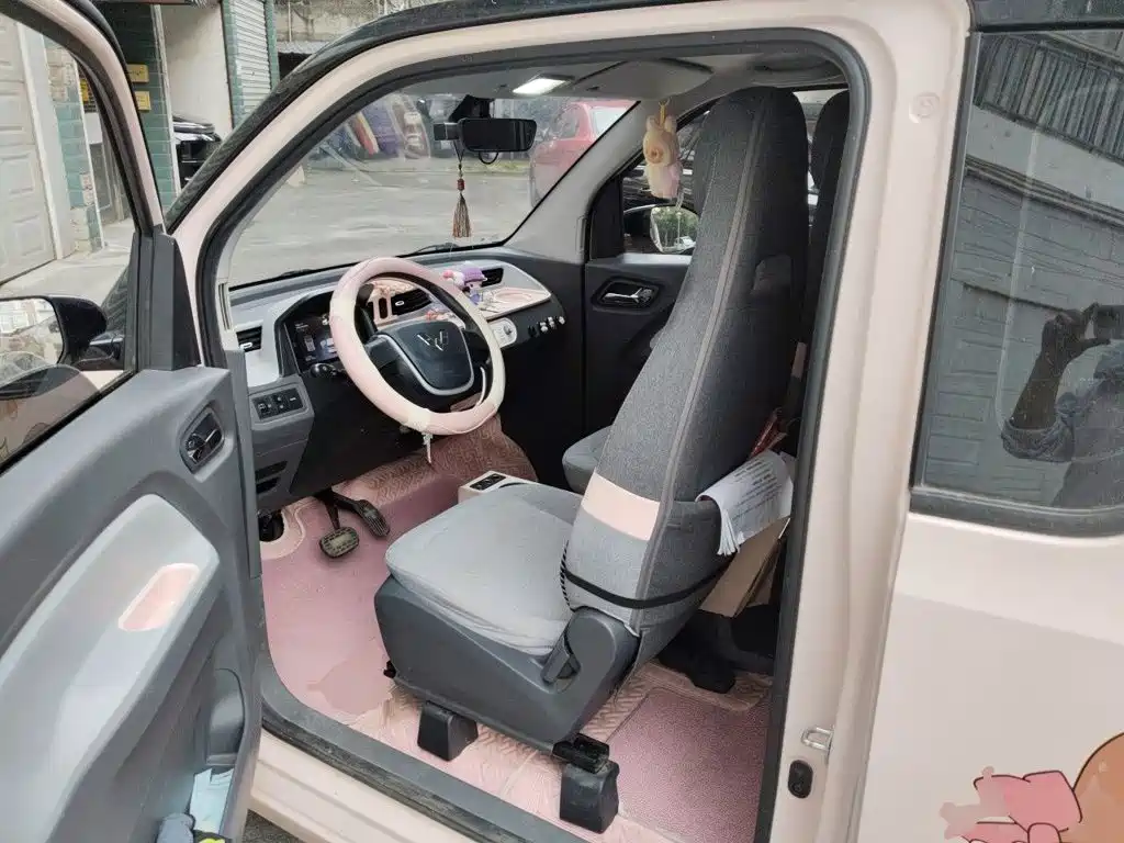 Wuling MINIEV — миниатюра 12