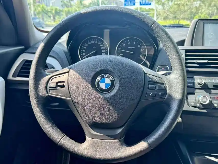 BMW 1 Series (Import) — миниатюра 14