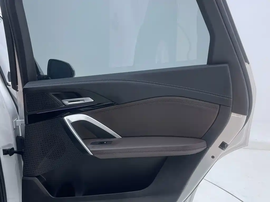 BMW X1 — миниатюра 21