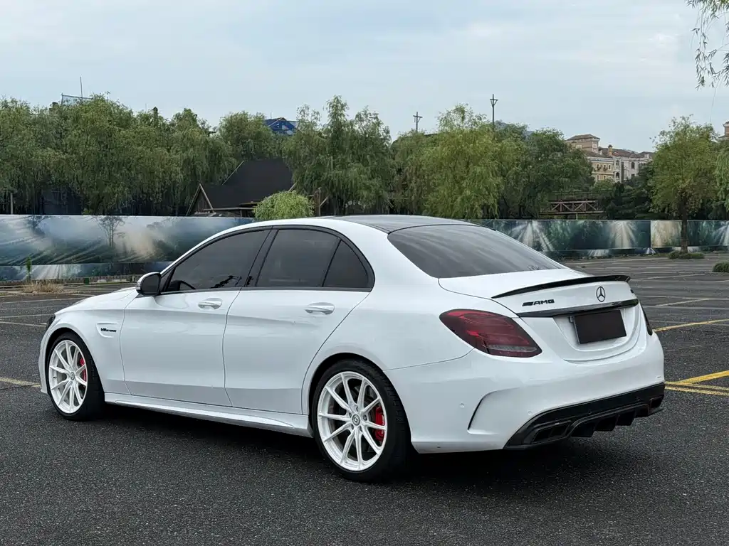 Mercedes-Benz C-Class AMG — миниатюра 4