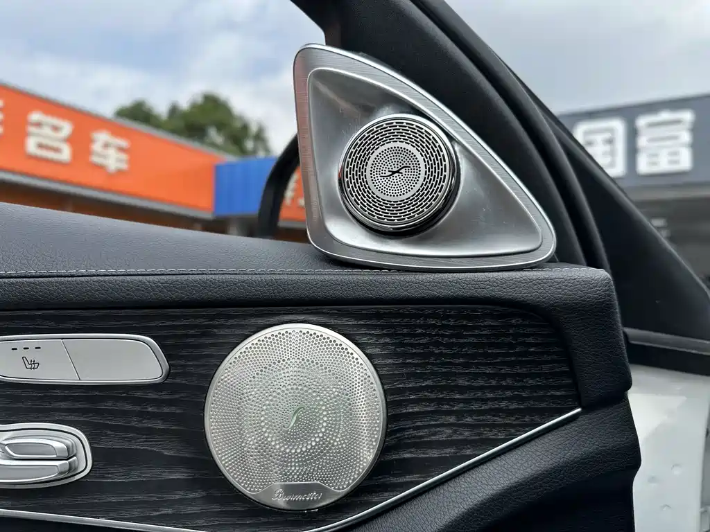 Mercedes-Benz C-Class — миниатюра 13