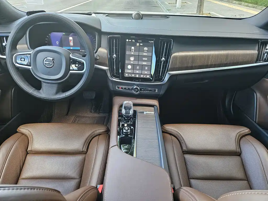 Volvo V90 — миниатюра 8