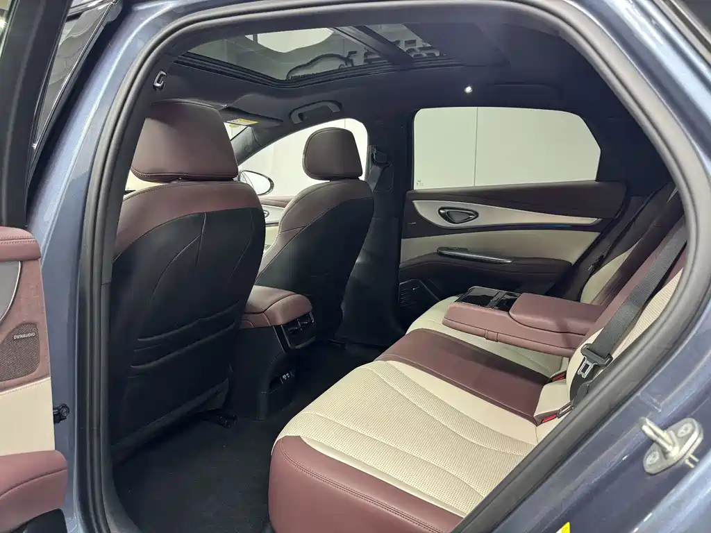 BYD Seal 07 DM-i — миниатюра 14