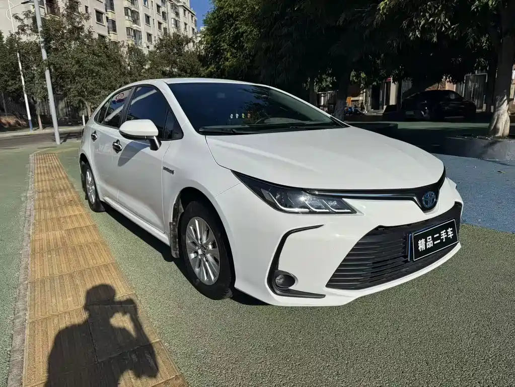 Toyota Corolla — миниатюра 3