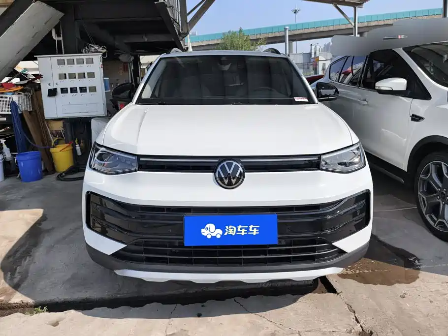 Volkswagen Tharu — миниатюра 2