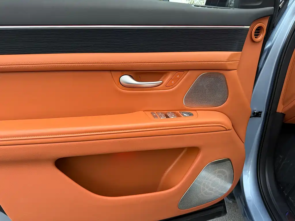 HONGMENG ZHIXING ASK THE WORLD M7