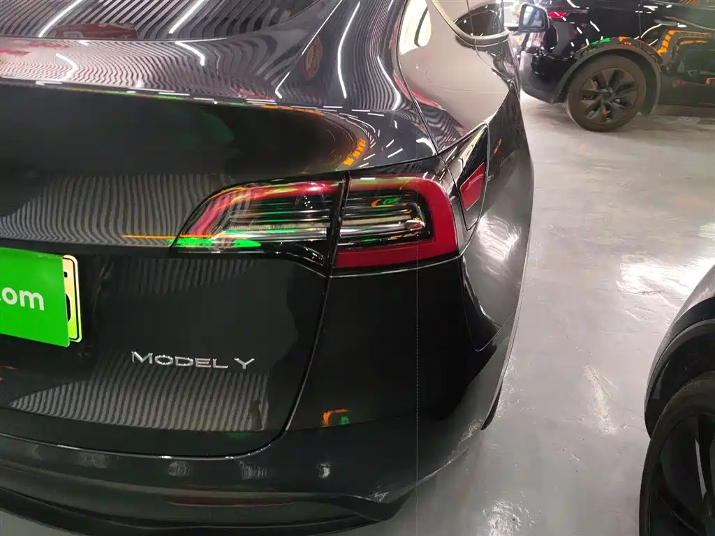 Tesla Model Y — фотографии объявления, Фото 25