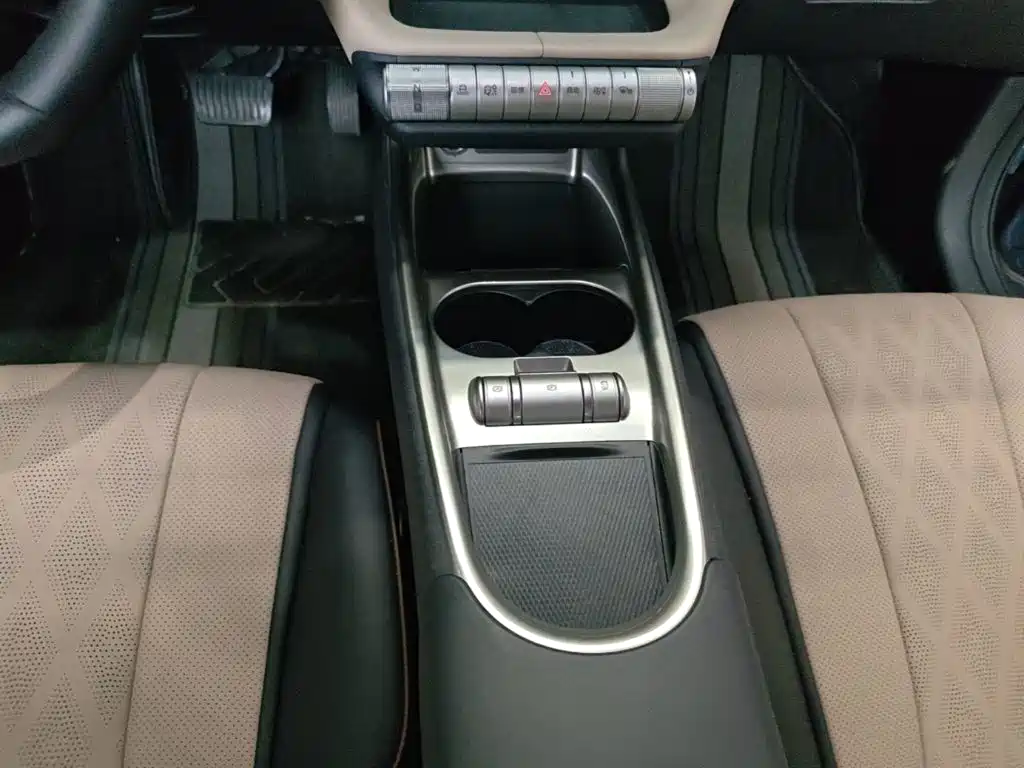 BYD Dolphin — миниатюра 14