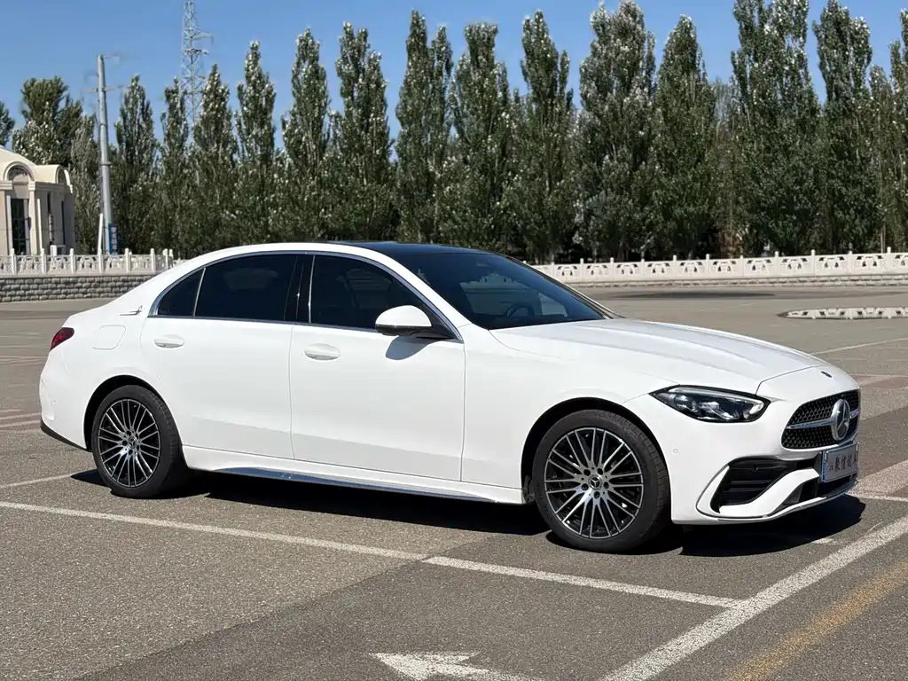 Mercedes-Benz C-Class — миниатюра 4