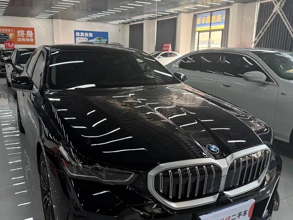 BMW 5 Series 5 2024 530Li Lead M Sport