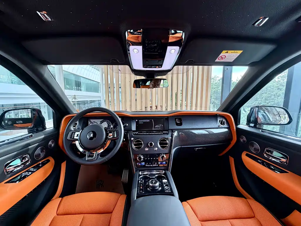 Rolls-Royce Cullinan 2024 Black Badge