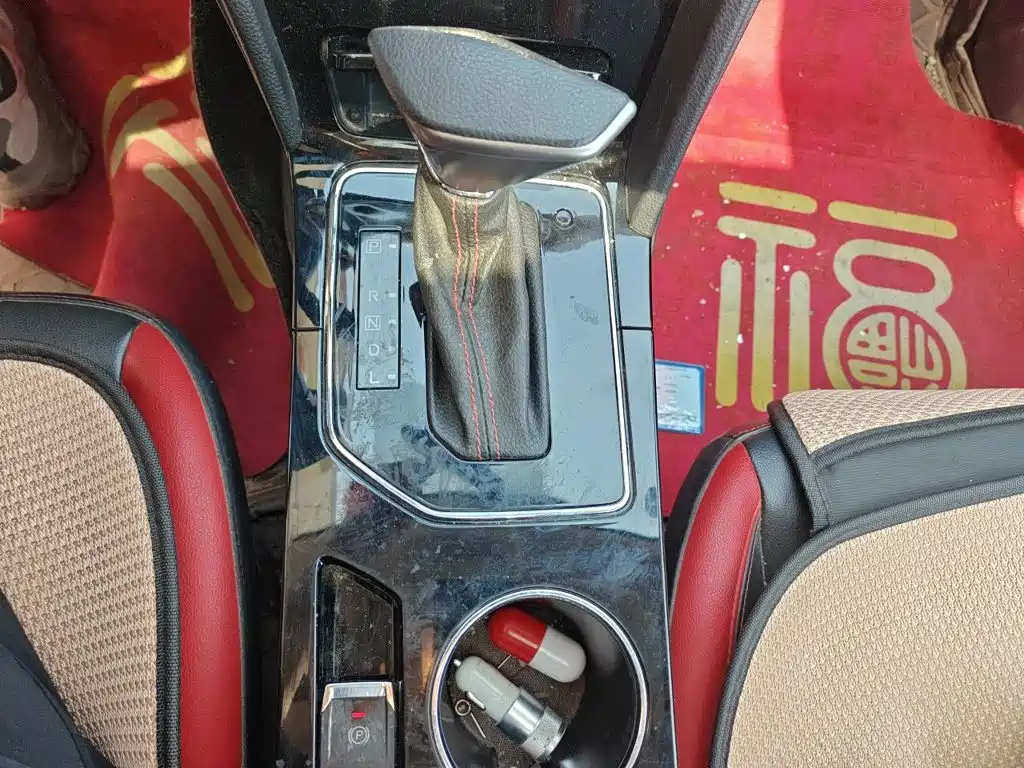 Venucia D60 — миниатюра 10