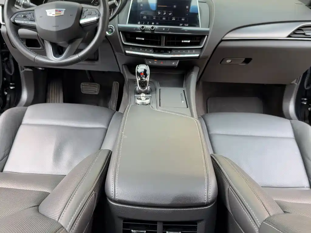 Cadillac CT5 — миниатюра 29