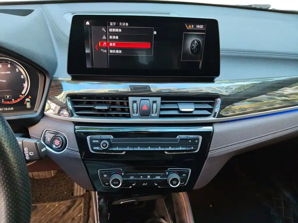 BMW X1 — миниатюра 16