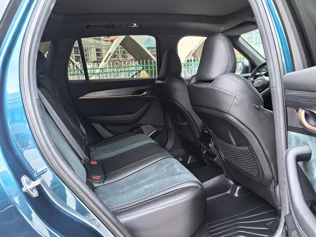 Geely Xingyue L — миниатюра 12