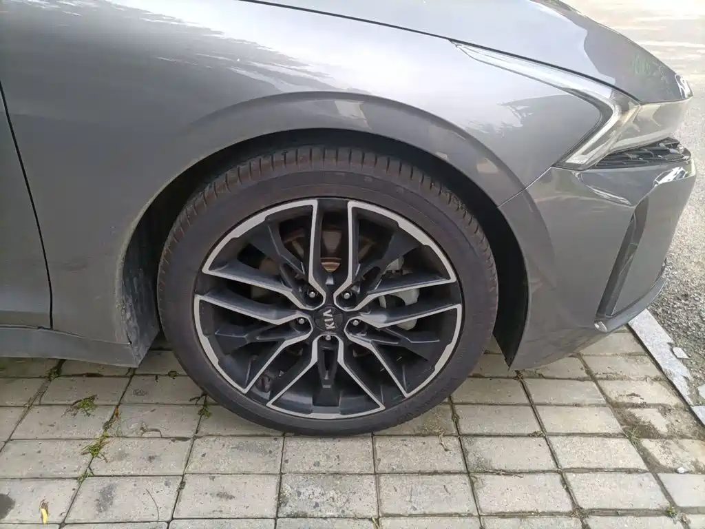 Kia K5 — миниатюра 8