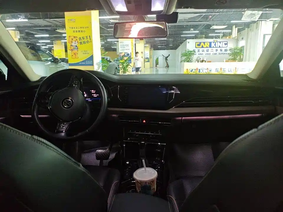 Volkswagen Passat — миниатюра 6