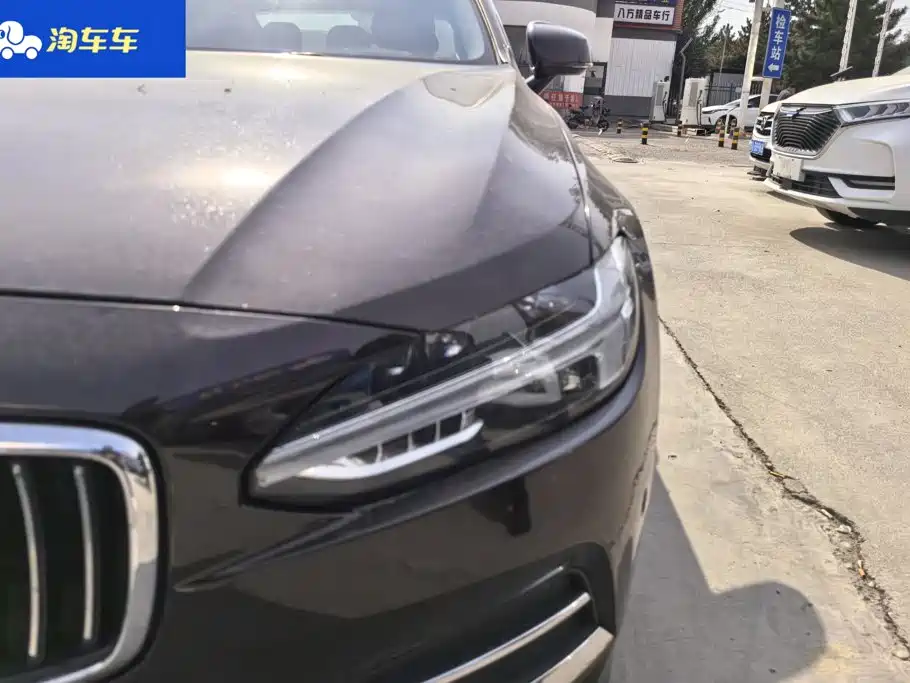 Volvo S90 — миниатюра 5