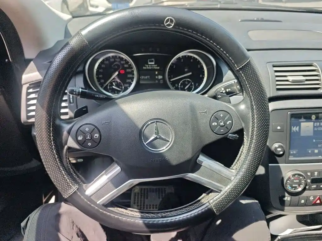 Mercedes-Benz R-Class — миниатюра 3