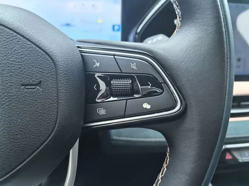 Geely Xingyue L — миниатюра 19