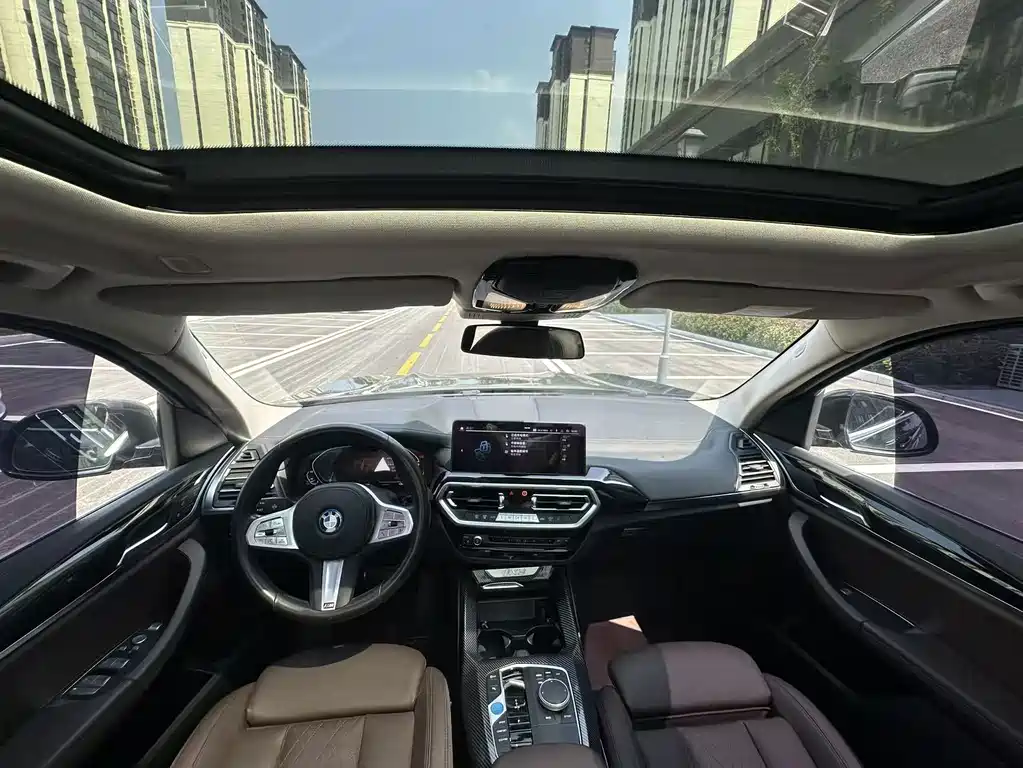 BMW iX3 — миниатюра 5