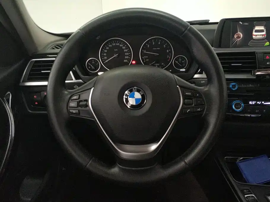 BMW 3 Series — миниатюра 15