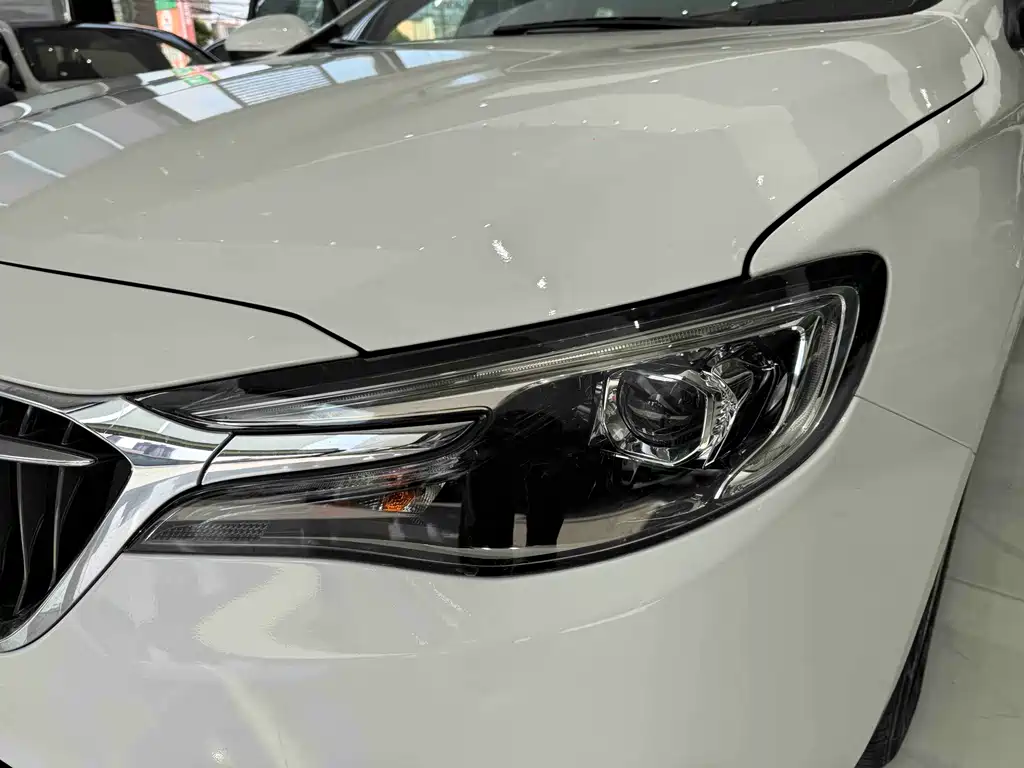 Buick Excelle — миниатюра 26