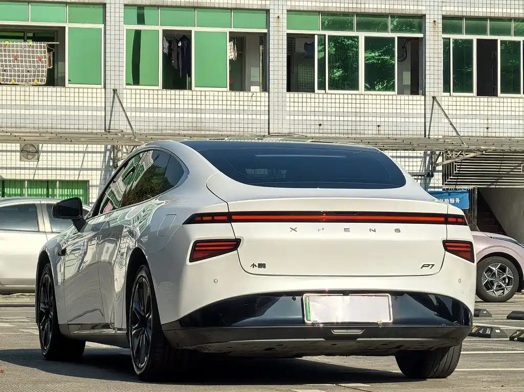XIAOPENG P7