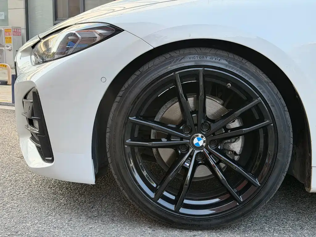 BMW 4 Series — миниатюра 22