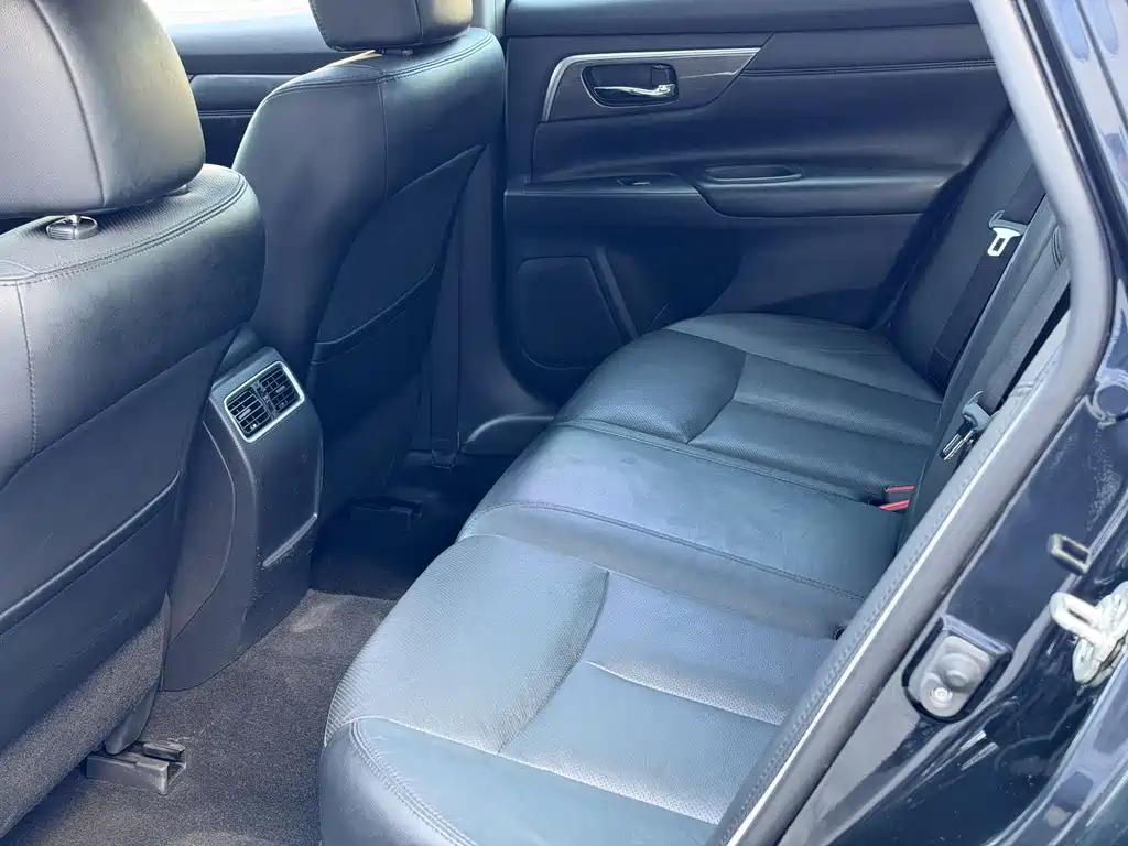Nissan Teana — миниатюра 11