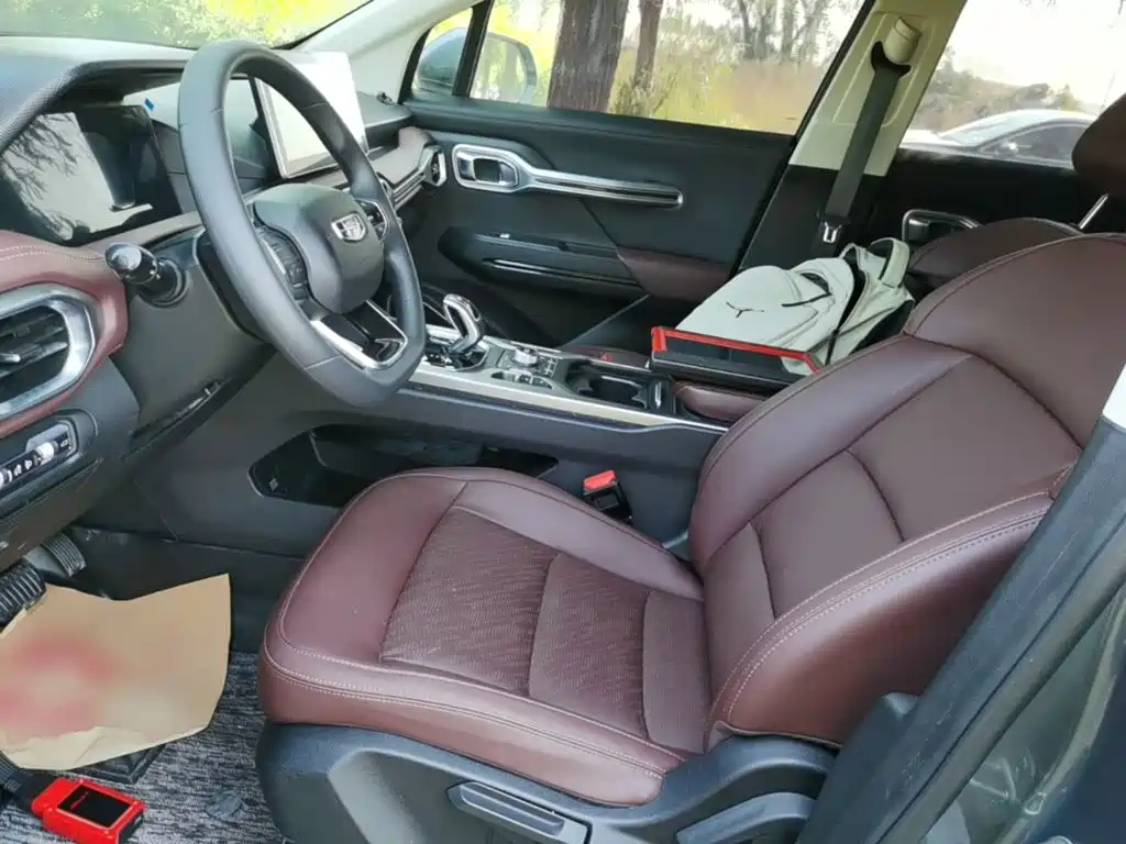 Geely Haoyue — миниатюра 15