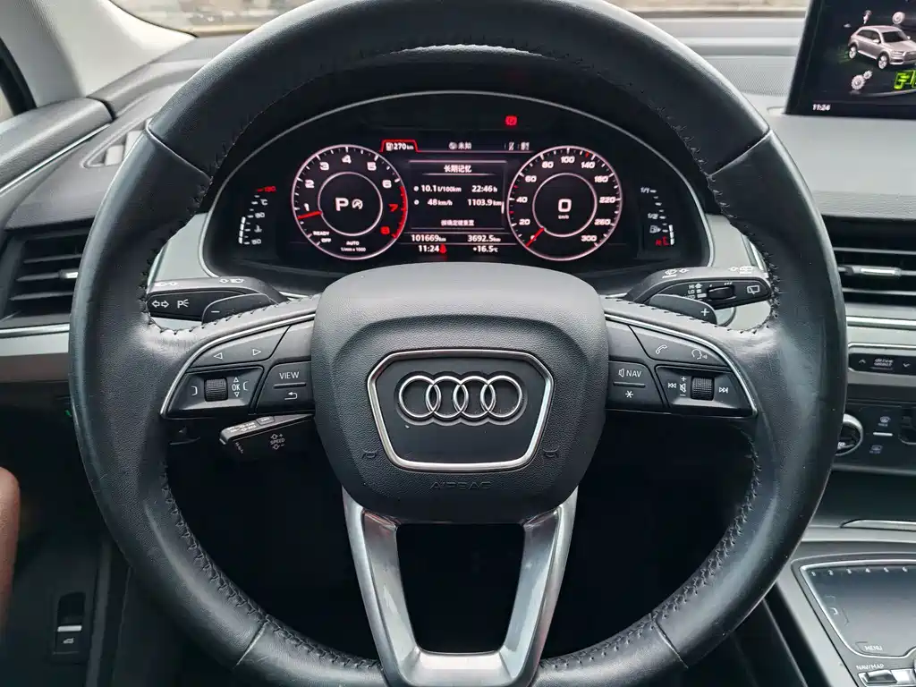 Audi Q7 — миниатюра 12