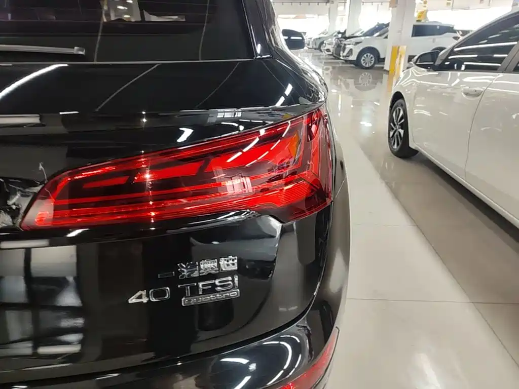 Audi Q5L — миниатюра 8