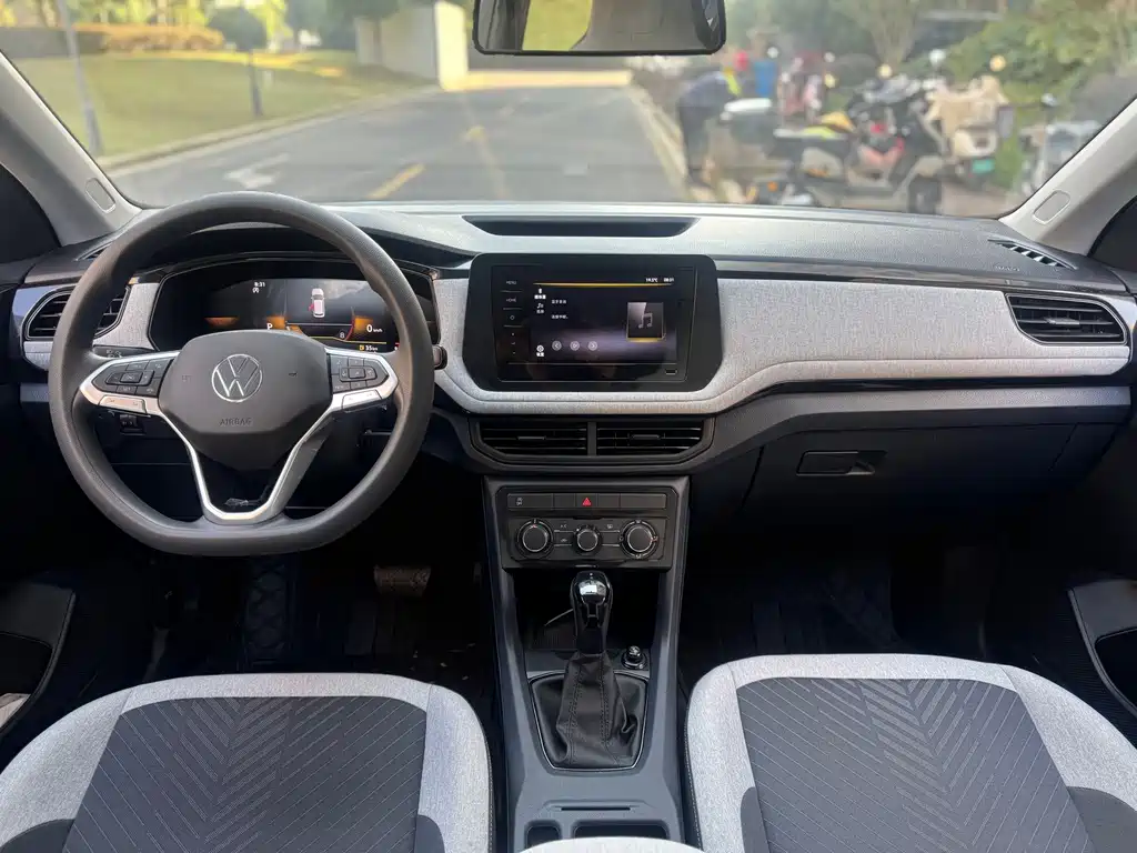 Volkswagen Tharu — миниатюра 9